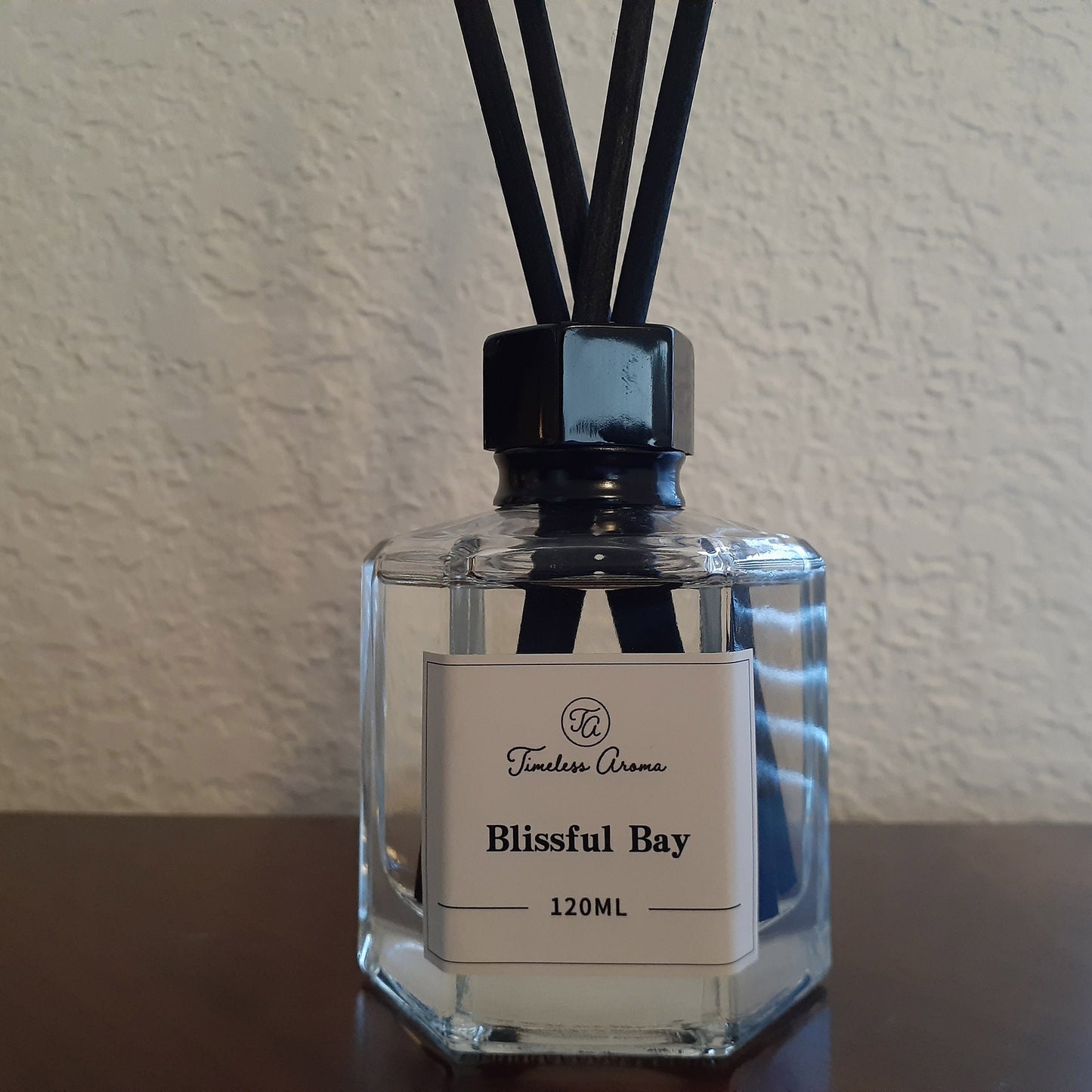 Refresh Your Home with Blissful Bay Reed Diffuser - Natural and Long-Lasting Aromatherapy!